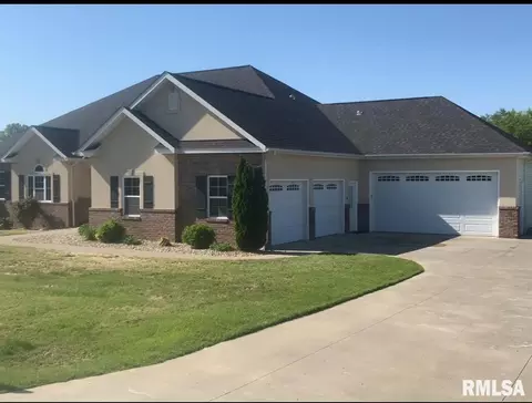 1403 Nicole Ln, Carterville, IL 62918