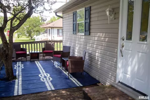 602 S Thomas St, Christopher, IL 62822 photo 13