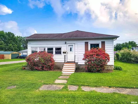 134 Fair Ave, Flora, IL 62839 photo 6
