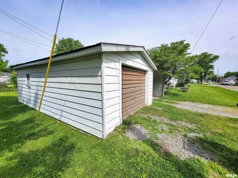 134 Fair Ave, Flora, IL 62839 photo 51