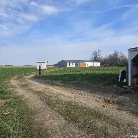 10875 N Coral Ln, Opdyke, IL 62872