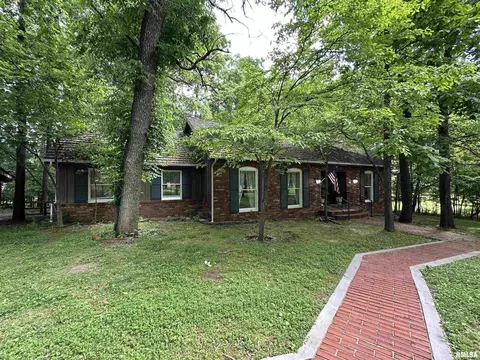 505 Forest Dr, Herrin, IL 62948 photo 5