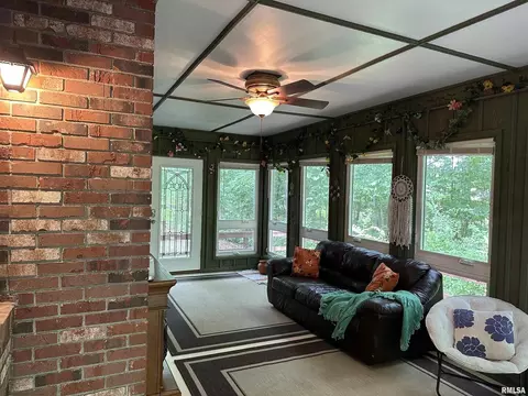 505 Forest Dr, Herrin, IL 62948 photo 32
