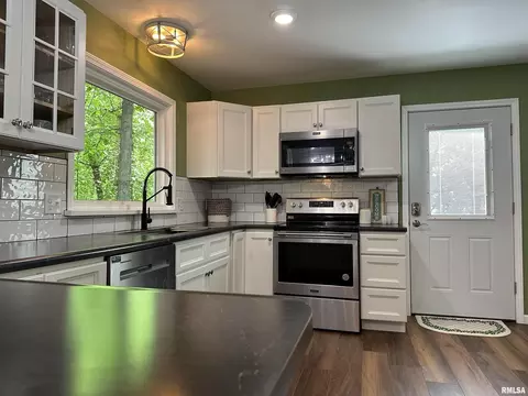 505 Forest Dr, Herrin, IL 62948 photo 18
