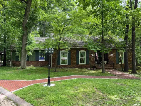505 Forest Dr, Herrin, IL 62948 photo 4