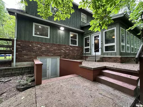 505 Forest Dr, Herrin, IL 62948 photo 2