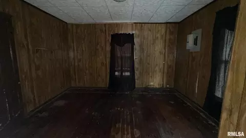 402 W Ernestine Ave, Christopher, IL 62822 photo 10