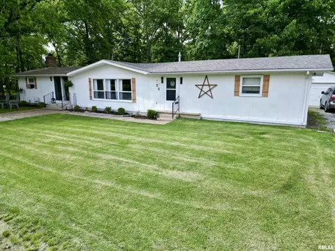 7 Mallard Dr, Shattuc, IL 62231