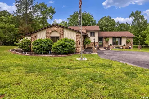 15299 Harris School Rd, Johnston City, IL 62951
