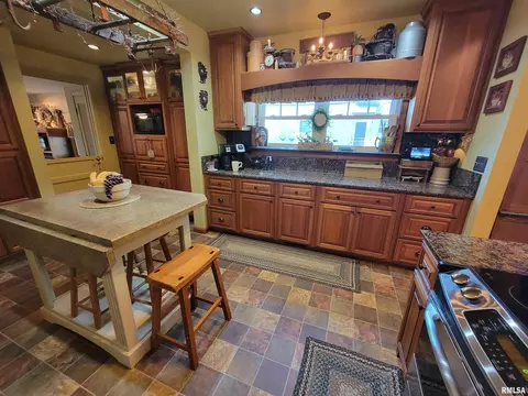 413 E 5th St, Flora, IL 62839 photo 31