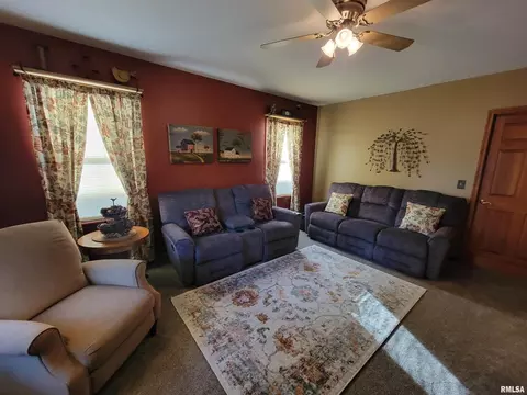 413 E 5th St, Flora, IL 62839 photo 49