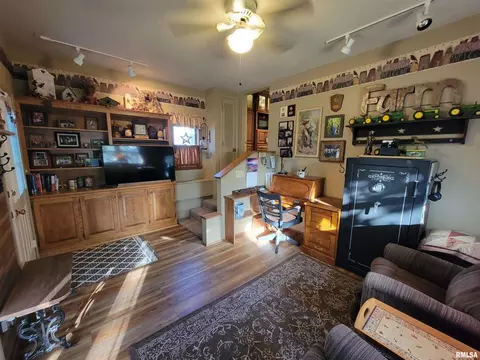 413 E 5th St, Flora, IL 62839 photo 46