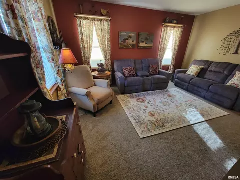 413 E 5th St, Flora, IL 62839 photo 47