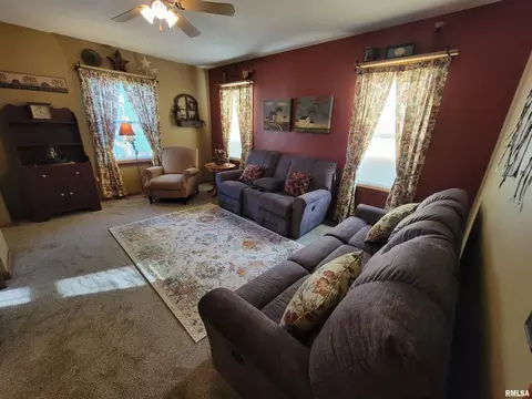 413 E 5th St, Flora, IL 62839 photo 50