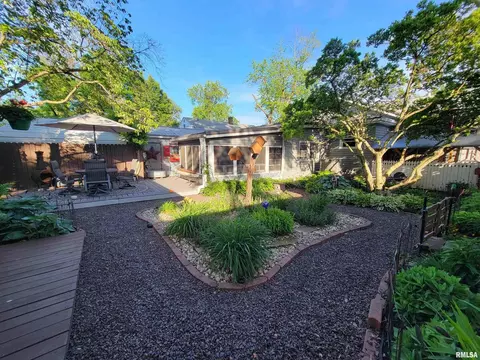 413 E 5th St, Flora, IL 62839 photo 90
