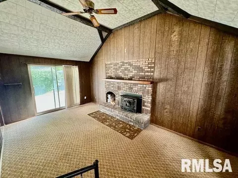 608 E 7th St, Centralia, IL 62801 photo 6