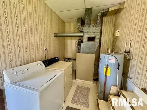 608 E 7th St, Centralia, IL 62801 photo 10