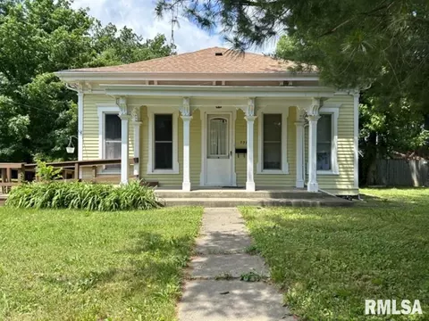 708 North St, Mount Vernon, IL 62864