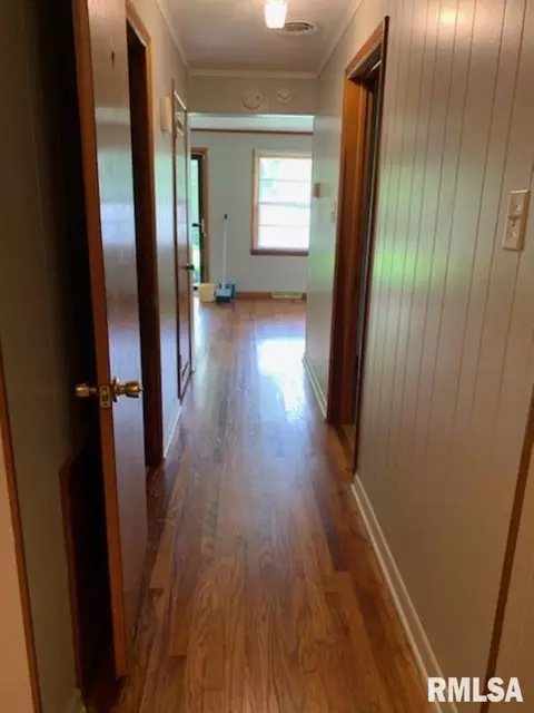 705 Maple St, Mount Vernon, IL 62864 photo 6