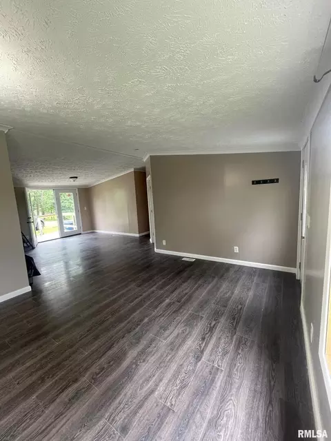 1404 County Road 750 E, Carmi, IL 62821 photo 7