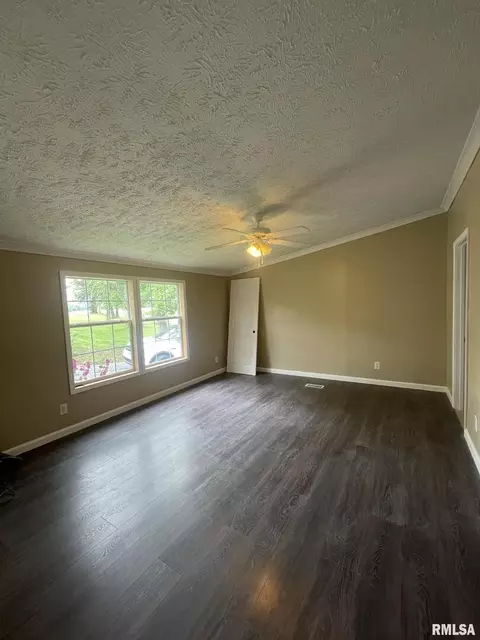 1404 County Road 750 E, Carmi, IL 62821 photo 11