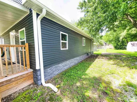 211 Adams St, Flora, IL 62839 photo 50