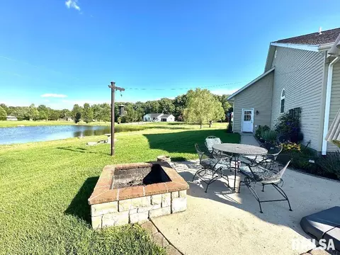 1681 Joy Ln, Centralia, IL 62801 photo 6