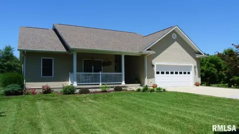 1681 Joy Ln, Centralia, IL 62801 photo 2