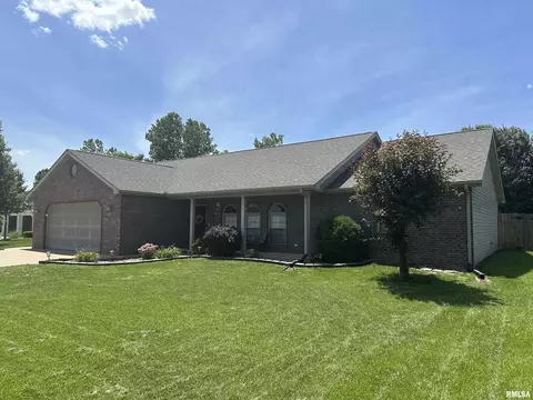 1304 Arbicola Dr, Marion, IL 62959
