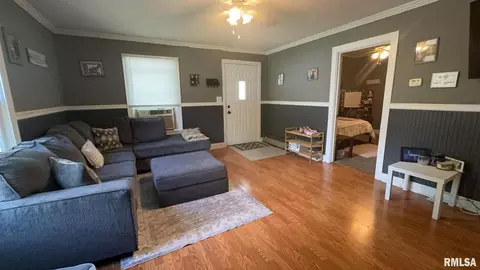 708 William St, Marion, IL 62959 photo 3