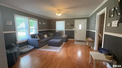 708 William St, Marion, IL 62959 photo 4