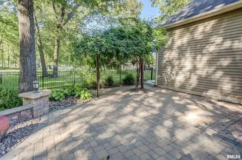 406 N Point Dr, Salem, IL 62881 photo 44