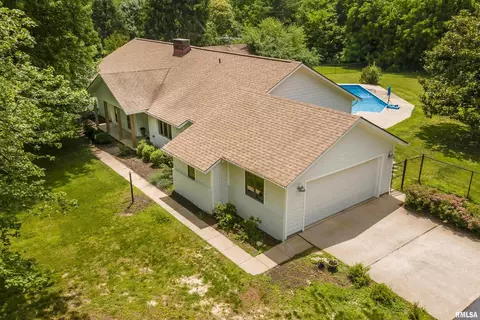 417 Brush Hill Rd, Carbondale, IL 62901