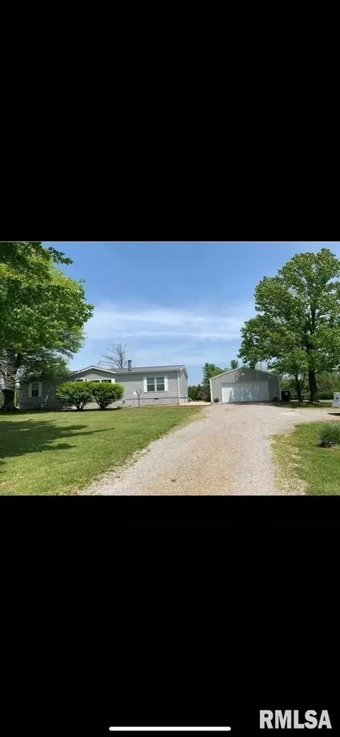 2415 Ozark Rd, Ozark, IL 62972