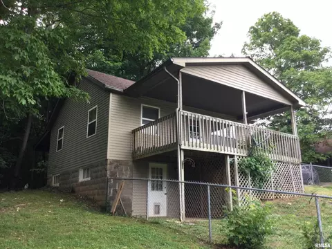 110 Joseph St, Cobden, IL 62920 photo 3