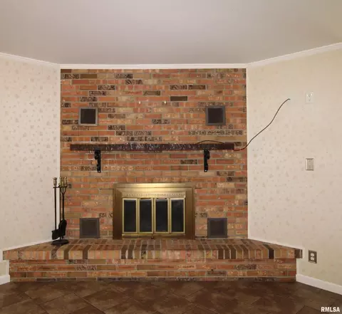329 Circle Dr, Salem, IL 62881 photo 10