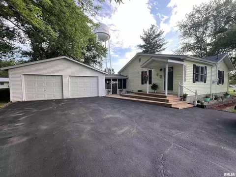 616 W Main St, De Soto, IL 62924