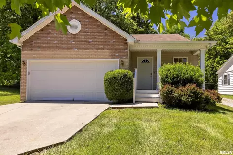 708 N Billy Bryan St, Carbondale, IL 62901