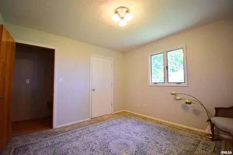 604 W North St, Dix, IL 62830 photo 29