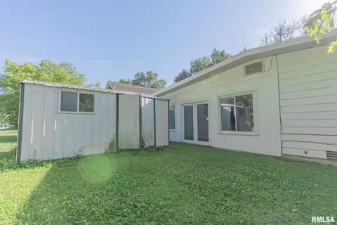 427 N High St, Centralia, IL 62801 photo 22