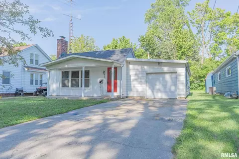 427 N High St, Centralia, IL 62801 photo 5