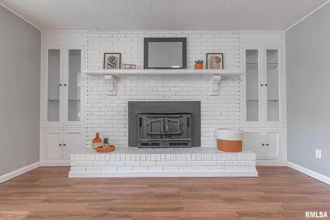 427 N High St, Centralia, IL 62801 photo 8