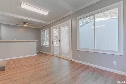 427 N High St, Centralia, IL 62801 photo 21