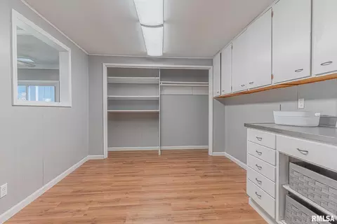 427 N High St, Centralia, IL 62801 photo 16