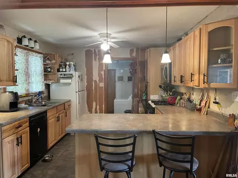 206 Springfield Ave, Anna, IL 62906 photo 13