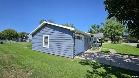 108 Park Dr, Mcclure, IL 62957 photo 6