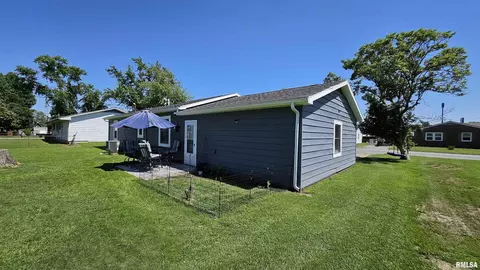 108 Park Dr, Mcclure, IL 62957 photo 5