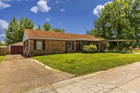 2807 Casey Ave, Mount Vernon, IL 62864 photo 2