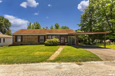 2807 Casey Ave, Mount Vernon, IL 62864