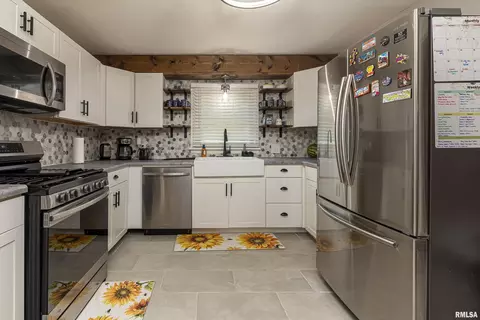 2807 Casey Ave, Mount Vernon, IL 62864 photo 9